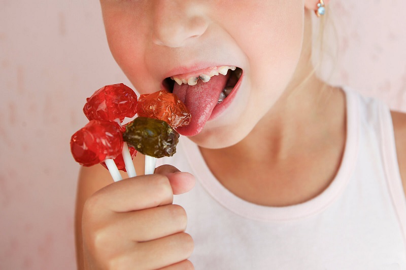 پوسیدگی دندان در کودکان چه فرقی با بزرگ‌سالان دارد